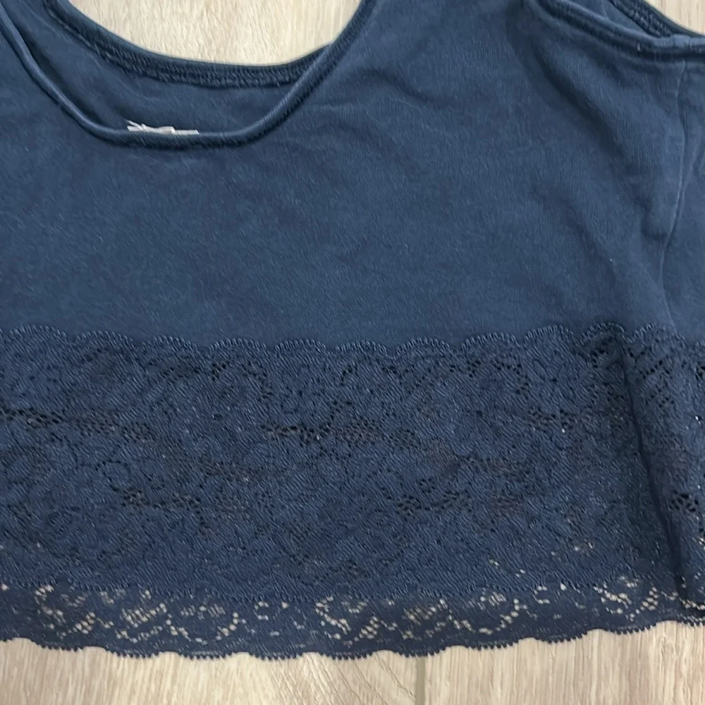 Hollister Unlined Lace Bralette - Picture 3 of 6